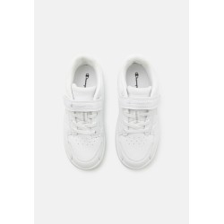 Zapatilla Negra CHAMPION-Low Cut Shoe REBOUND LOW B PS-WW001  S32406