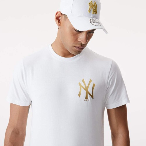 CAMISETA NEW ERA M METALIC TEE NEYYAN